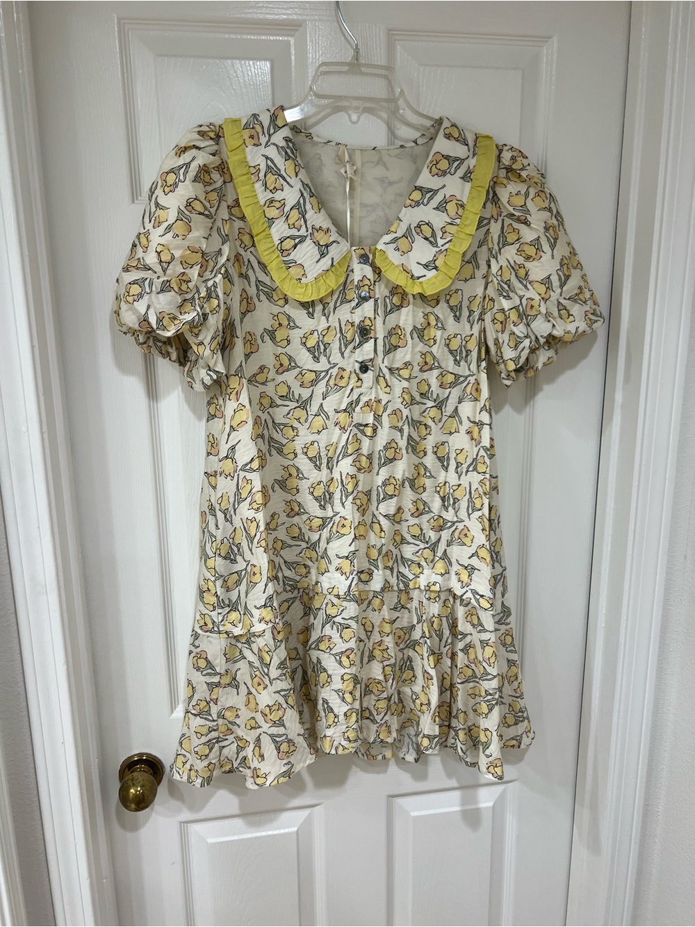New Cream and Yellow Floral Cottage Puff Sleeve Peter Pan Bib Collar Mini Dress